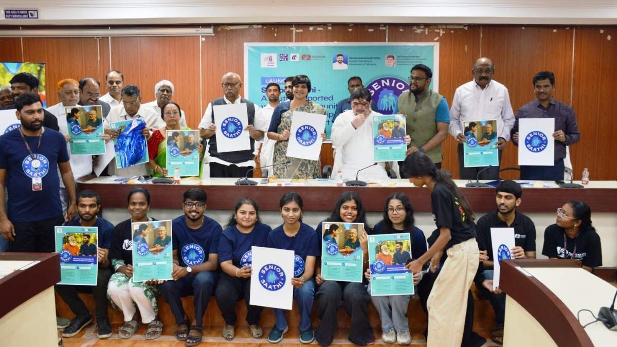 सीनियर साथी