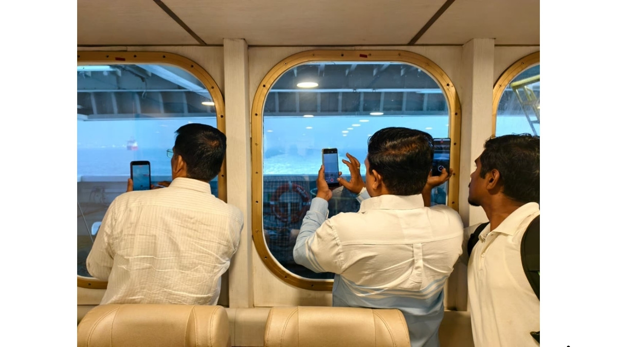 मुख्यमंत्री देवेंद्र फडणवीस आfण मंत्री fनतेश राणे यांच्या नेतृत्वात महाराष्ट्रात जलवाहतूक क्रांती-PNN